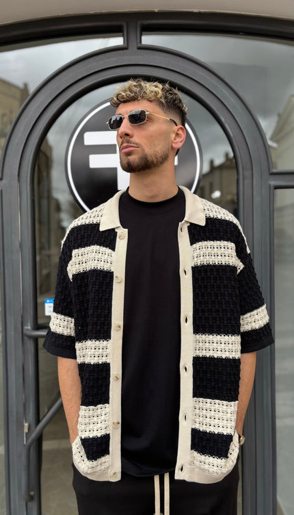 Cardigan in filo con bottoni