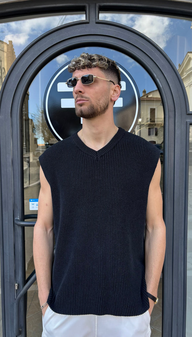 Smanicato in filo nero