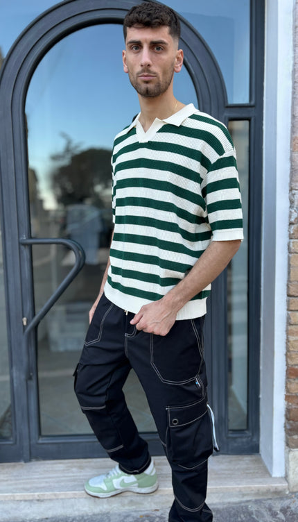 Pantalone con tasconi e cuciture bianche