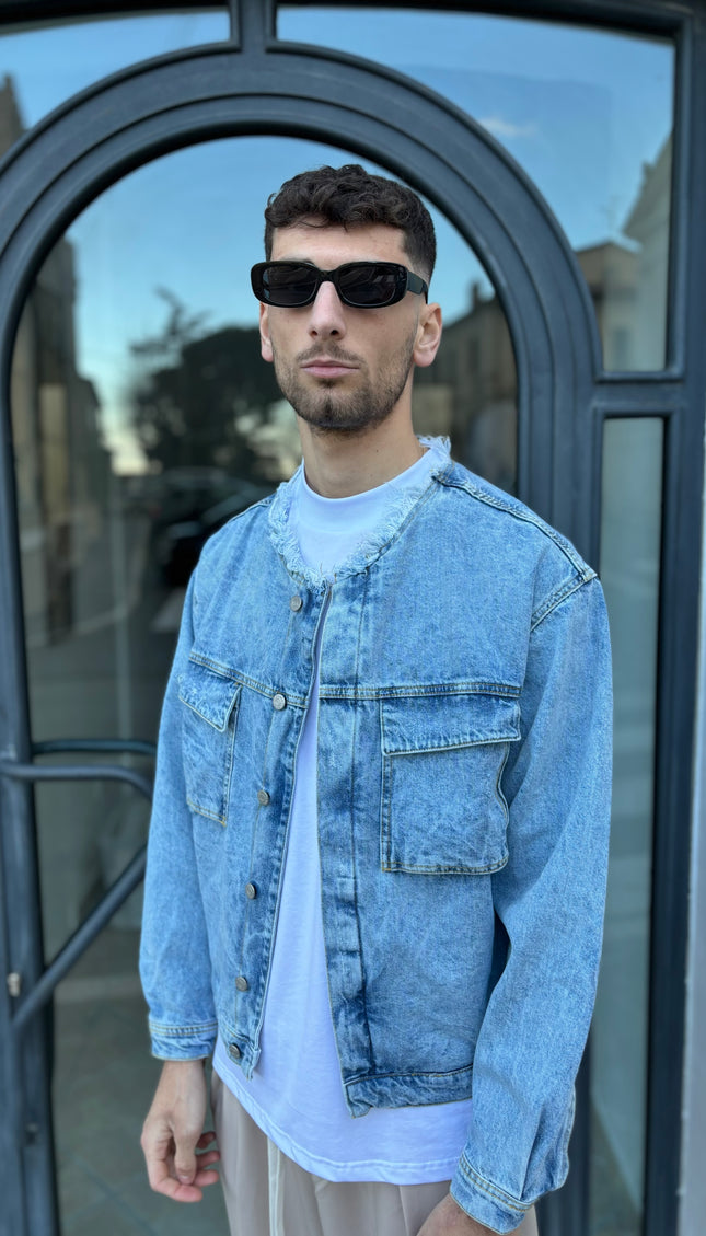 Giacchetto di jeans colletto con rotture