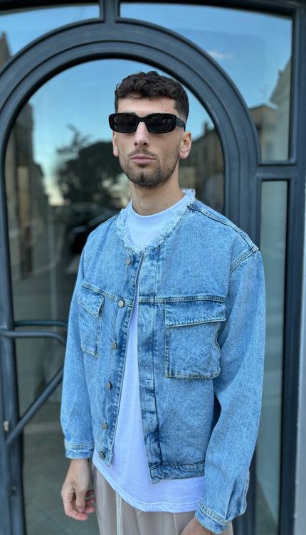 Giacchetto di jeans colletto con rotture