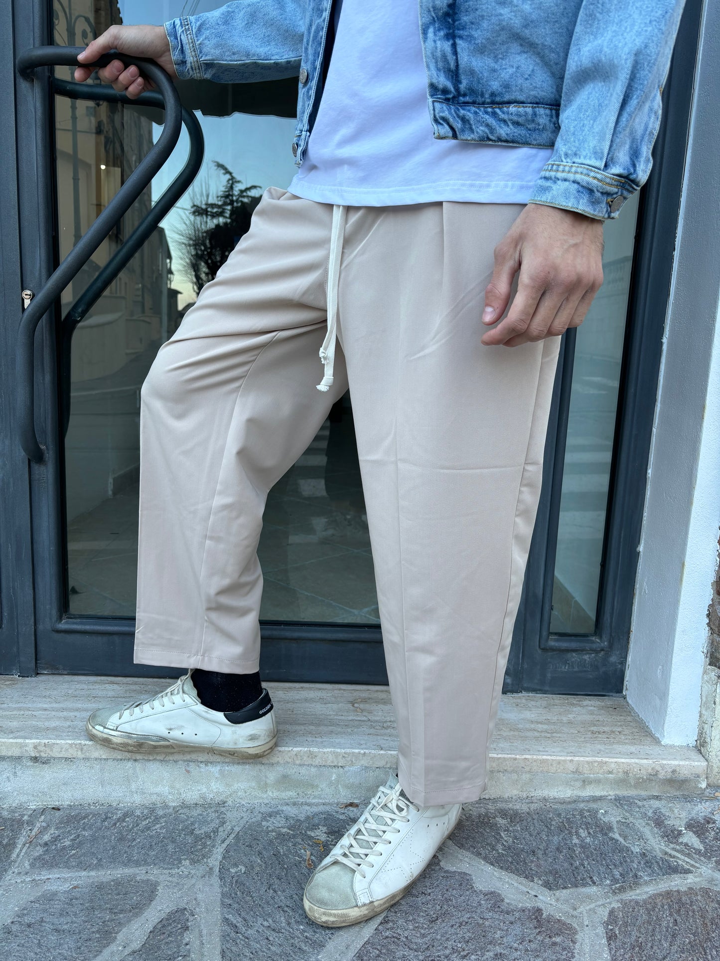 Pantalone liscio beige