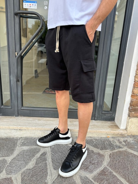 Pantalone corto tuta nero con tasconi